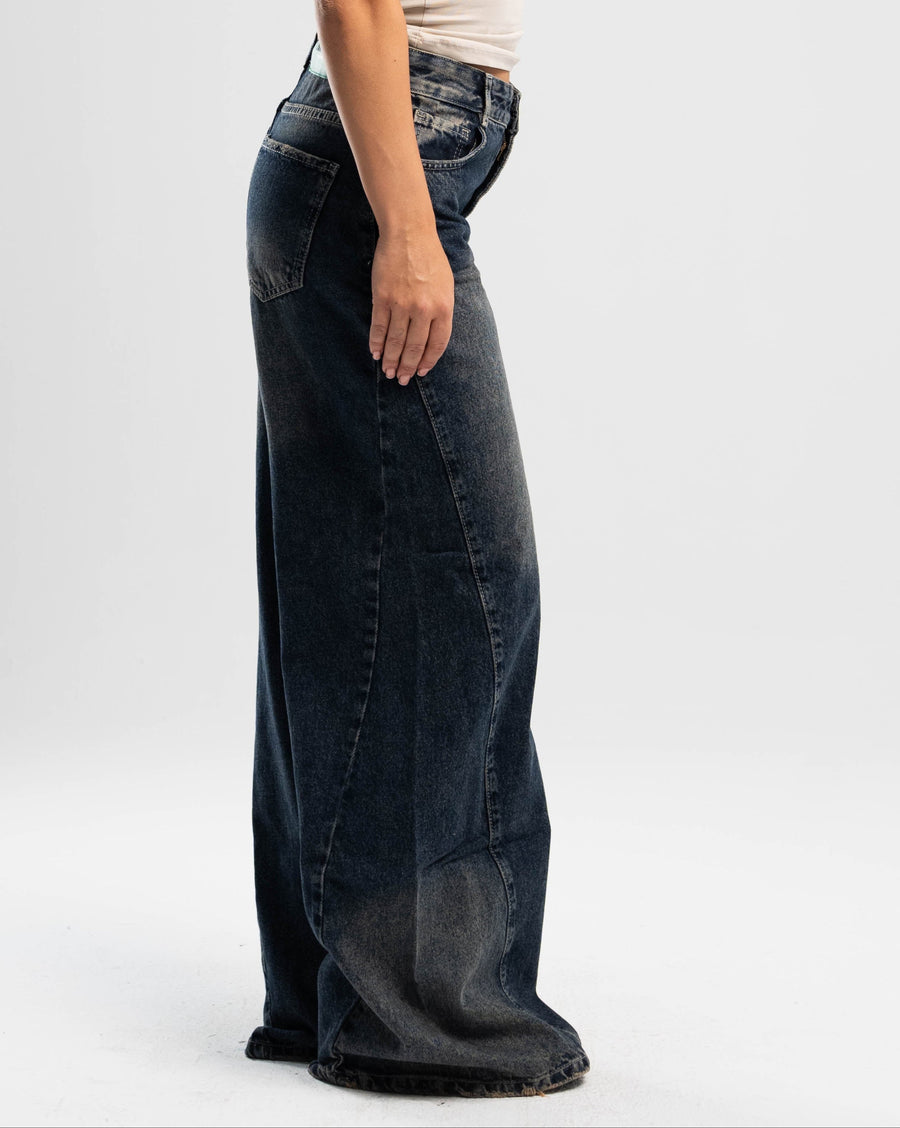 Ultra Baggy Denim
