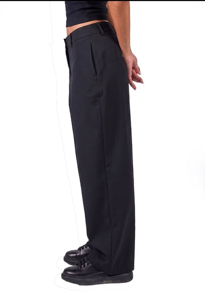 Double buttoned pleated pants