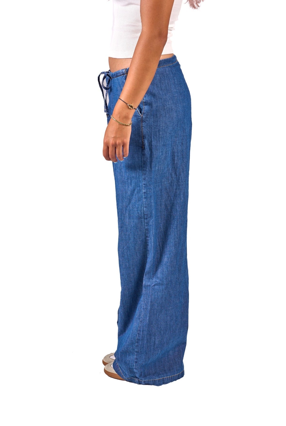 Just strings jeans
