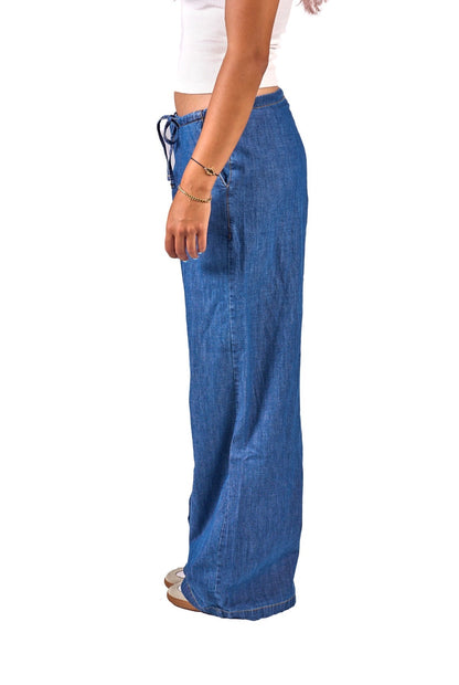 Just strings jeans