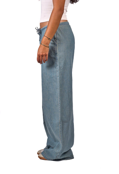 Just strings jeans