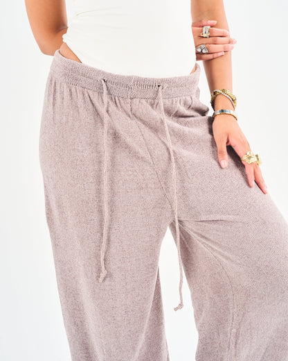 Doughy Light-Weight knitted Pants