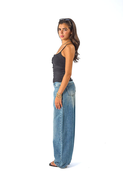 Low waist baggy jeans