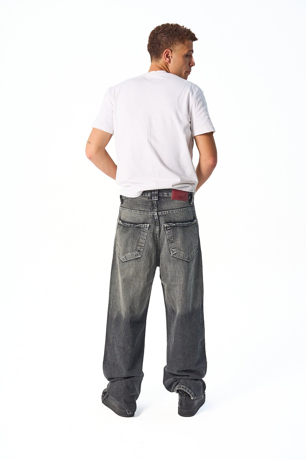 Men's Faded baggy jeans