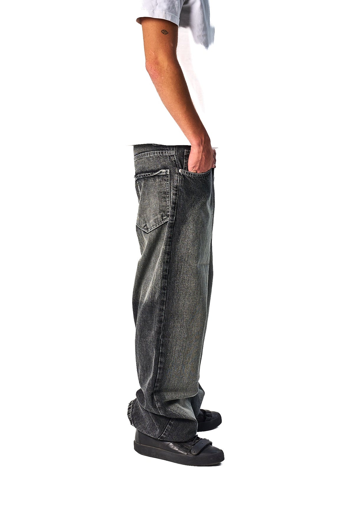 Men's Faded baggy jeans