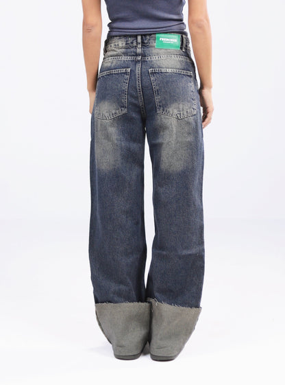 FOLDED JEANS