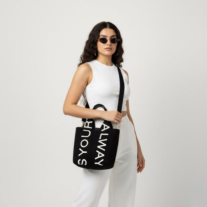 Letters Bag - Black - ORA