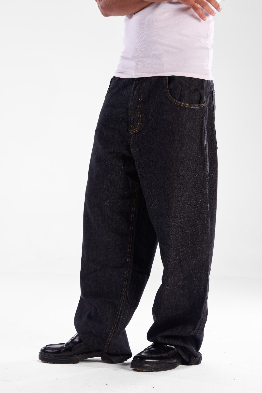 Men's baggy jeans