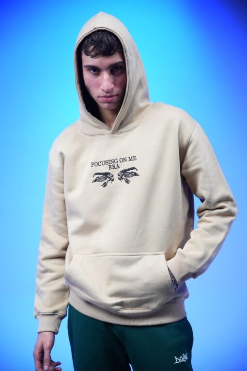 focusing on me era embroidery oversized hoodie beige