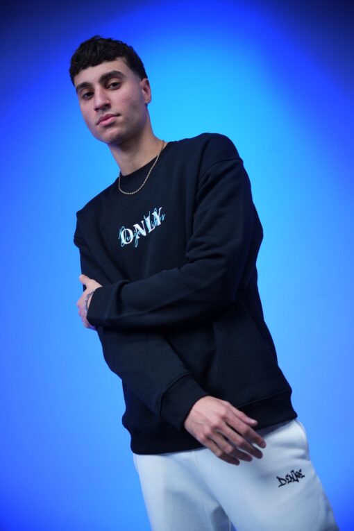 only embroidery oversized crewneck sweatshirt black - Image 4